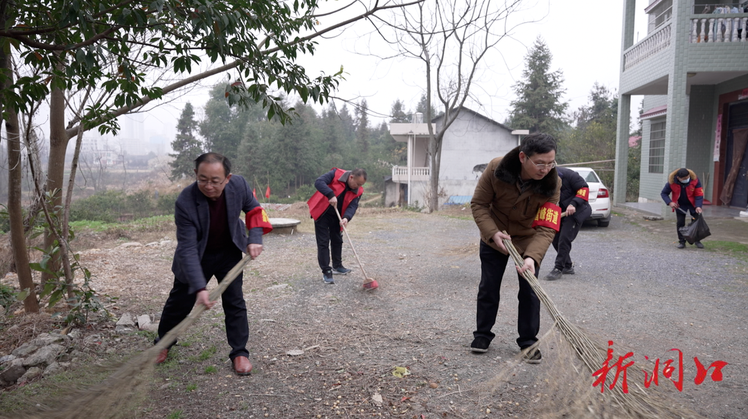 雪峰街道：清单式管理推进市容环境集中整治