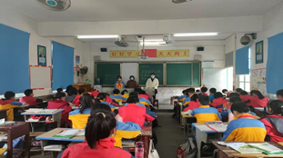 洞口县文昌街道第一小学开展 “关爱留守儿童  让成长之路不再孤单”活动