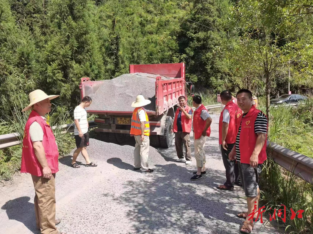 为民办实事▏路好走了！桐山乡万里村3.5公里修复工作全部完工