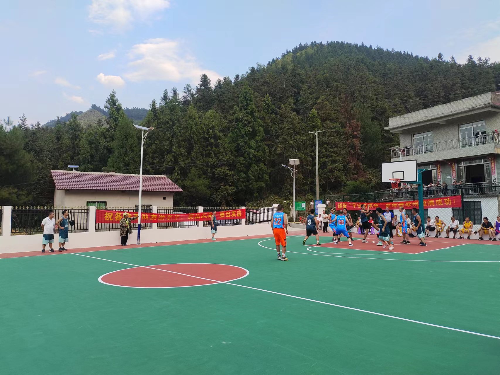 月溪镇月溪村举办喜迎二十大“平安月溪杯”篮球友谊赛