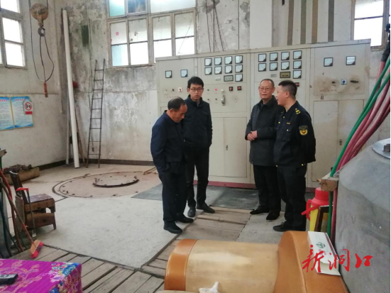 江口镇开展汛前安全隐患排查