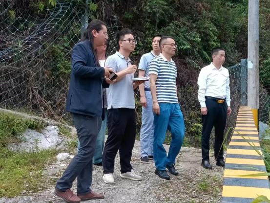 县交通运输局开展铁路安全环境专项排查整治行动