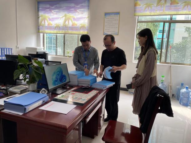 “交流互促 共同成长” 邵阳县疾控中心来洞口县疾控中心考察交流(图4)