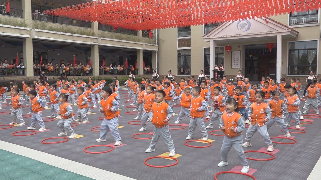 洞口：运动展风采，家校联手护成长