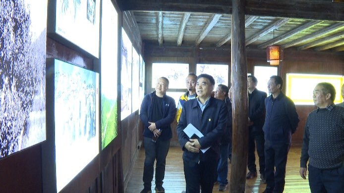 省老科协来我县调研科技示范基地建设