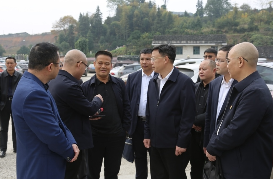 吴韬调研县人民医院三级医院创建工作