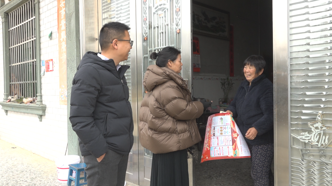 黄桥镇开展“幸福敲门   安全到家”行动