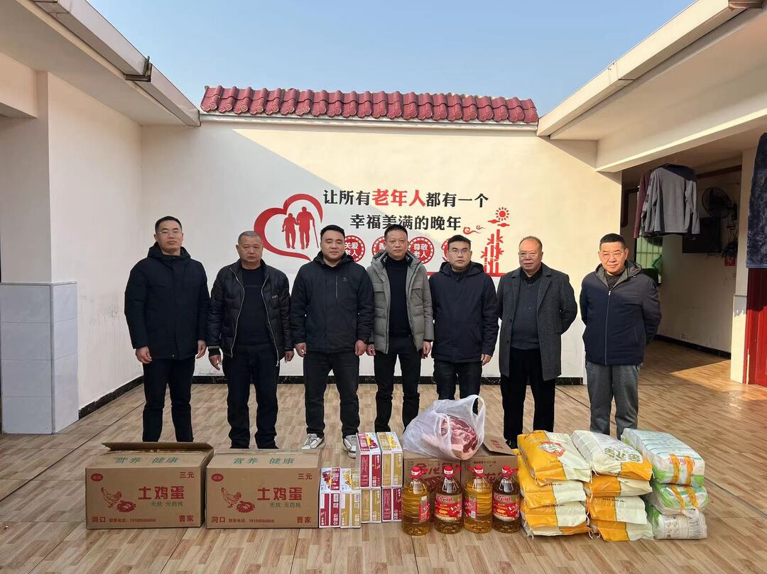 县城三家出租车公司：寒冬慰问敬老院老人  浓浓关爱暖人心