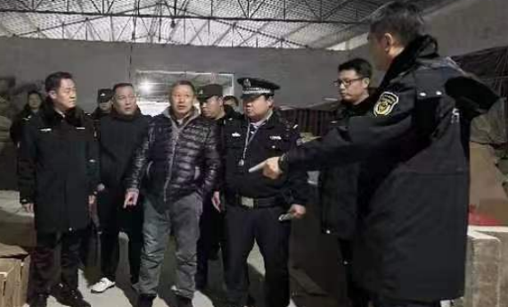 岩山镇：烟花爆竹安民心