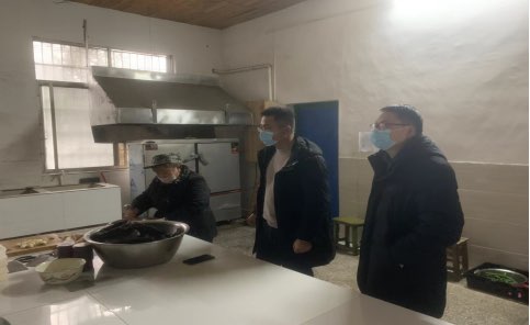 大屋瑶族乡：开展学校食品安全检查 筑牢校园食品安全防线