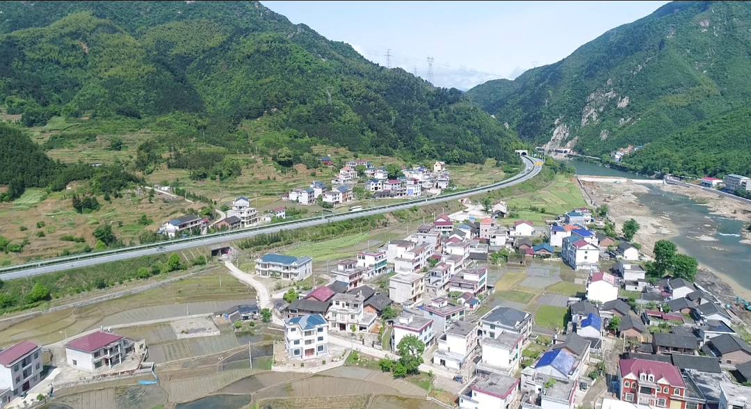 文昌街道平青村：推进宜居宜业和美乡村建设 描绘乡村振兴新画卷