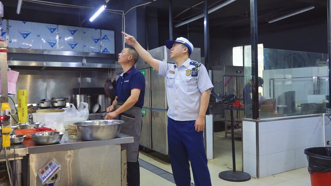 洞口消防开展消防安全“大体检” 为高考考生保驾护航(图3)