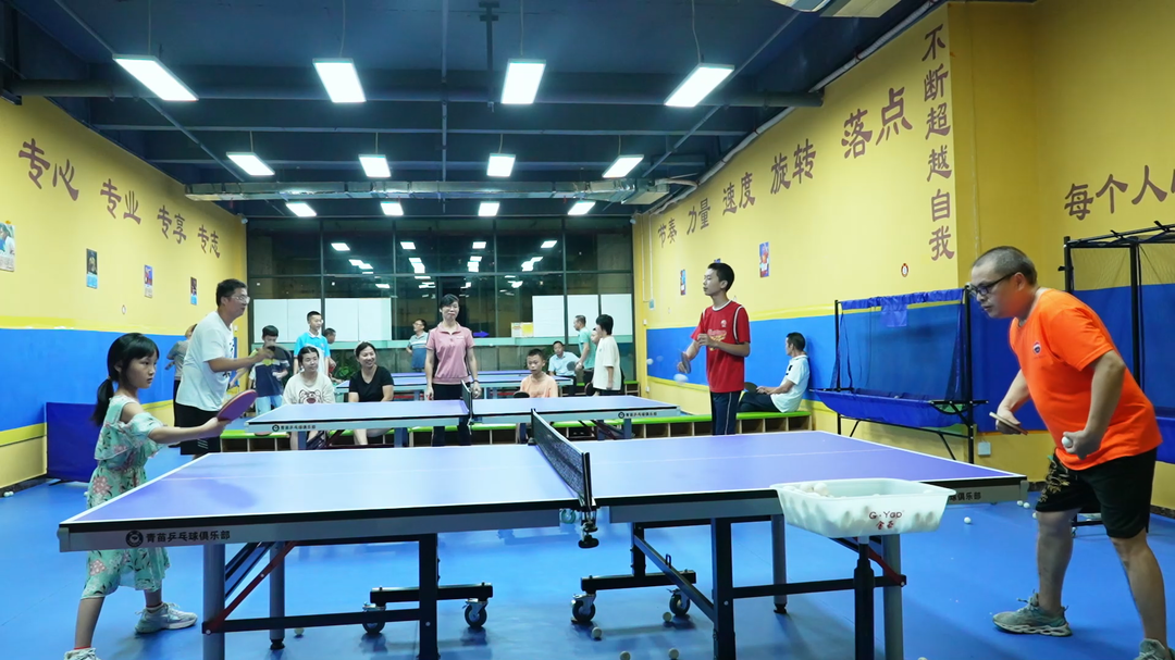 洞口：暑假学堂掀起“乒乓热”(图1)