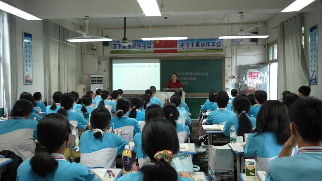 全国模范教师孙立红：用心教书 真诚育人