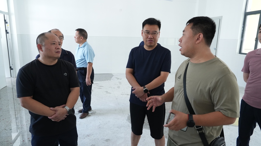 肖黎明督导重点项目建设工作(图1)