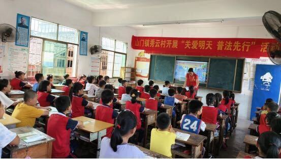 山门镇秀云村：齐心协力助力乡村振兴  心甘情愿扎根基层服务