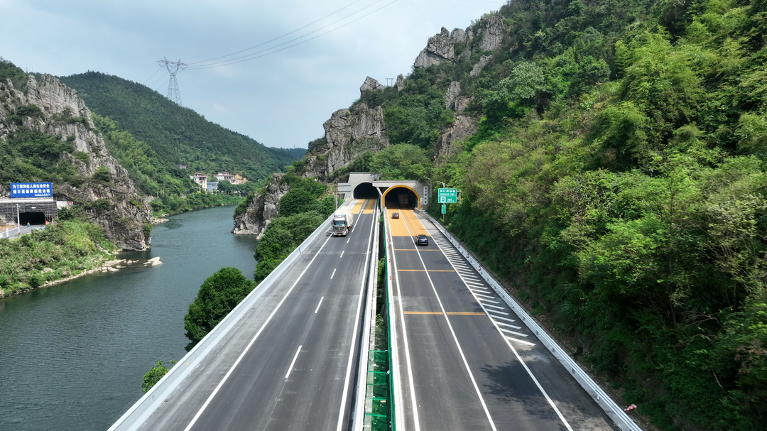 邵懷高速恢復(fù)通車