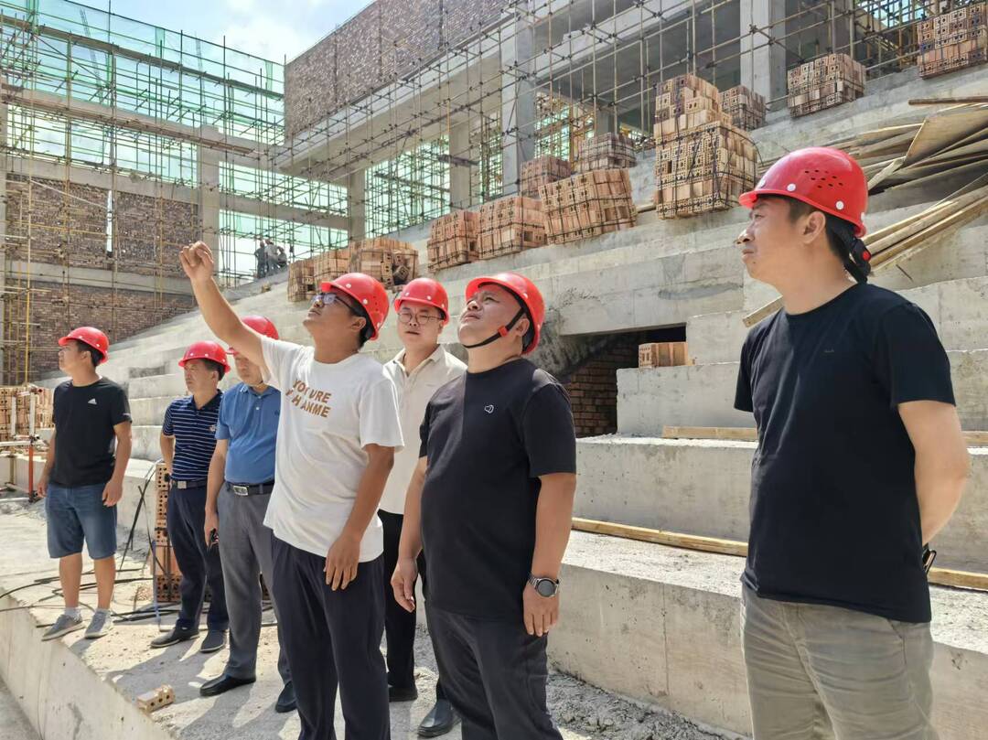 肖黎明带队督导校园食品安全、重点项目建设工作(图3)