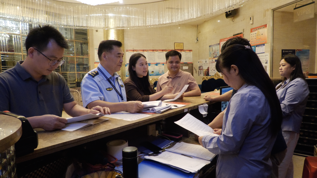 毛超林督导检查国庆节前安全生产工作(图2)