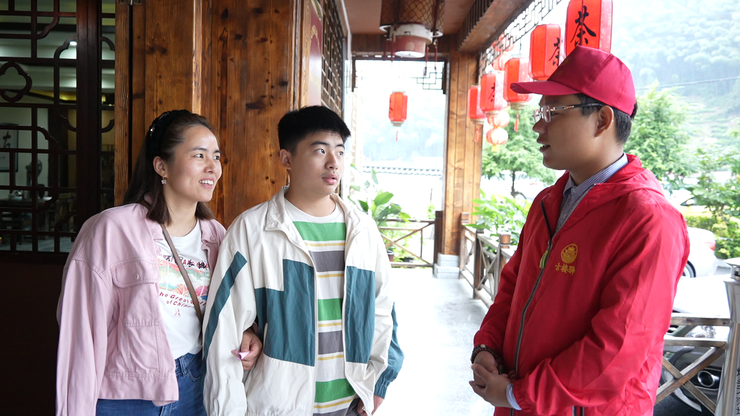 洞口：倡导文明出游 让旅游更美好(图3)