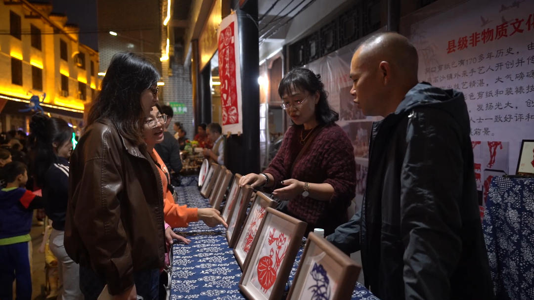 洞口：看非遗展演，逛非遗文创 品家门口的民俗韵味(图2)