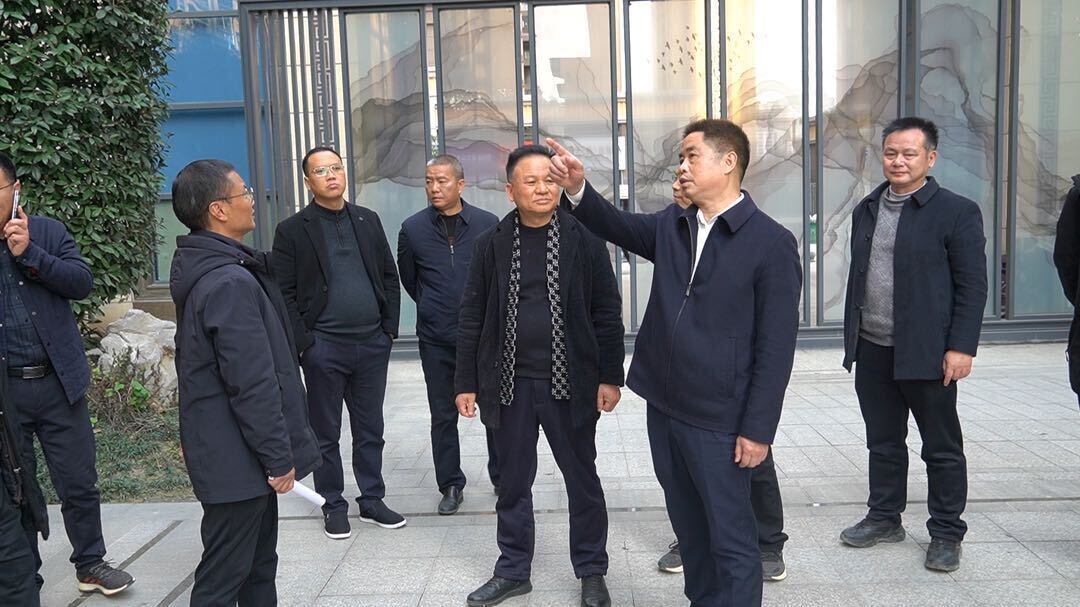 县人大常委会组织开展“人大代表品年味”促进房地产市场平稳健康发展专项视察调研活动