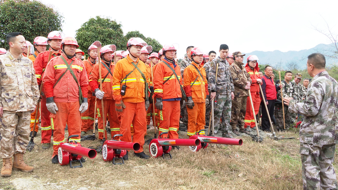 花古街道：开展森林防灭火“131”机制演练 筑牢生态安全防线