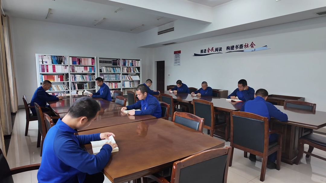 书香满洞口 全民阅读氛围浓