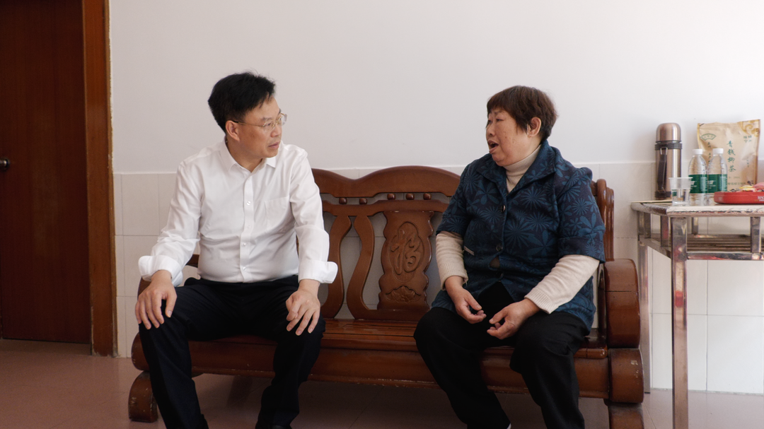 吴韬走访慰问劳动模范代表