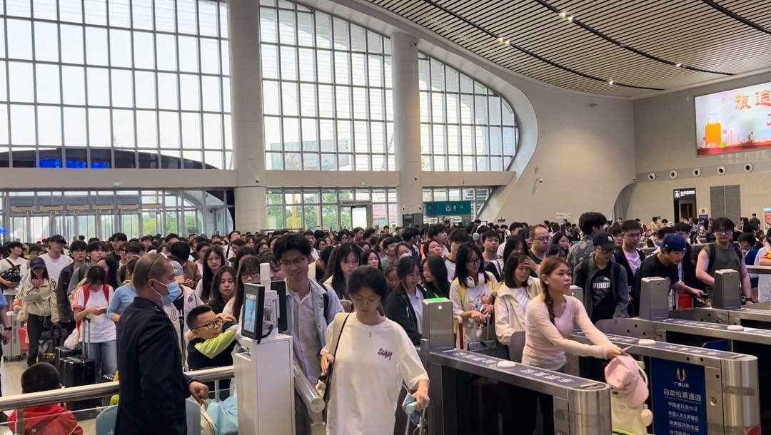 “五一”期间洞口高铁站累计到发旅客超6万人次