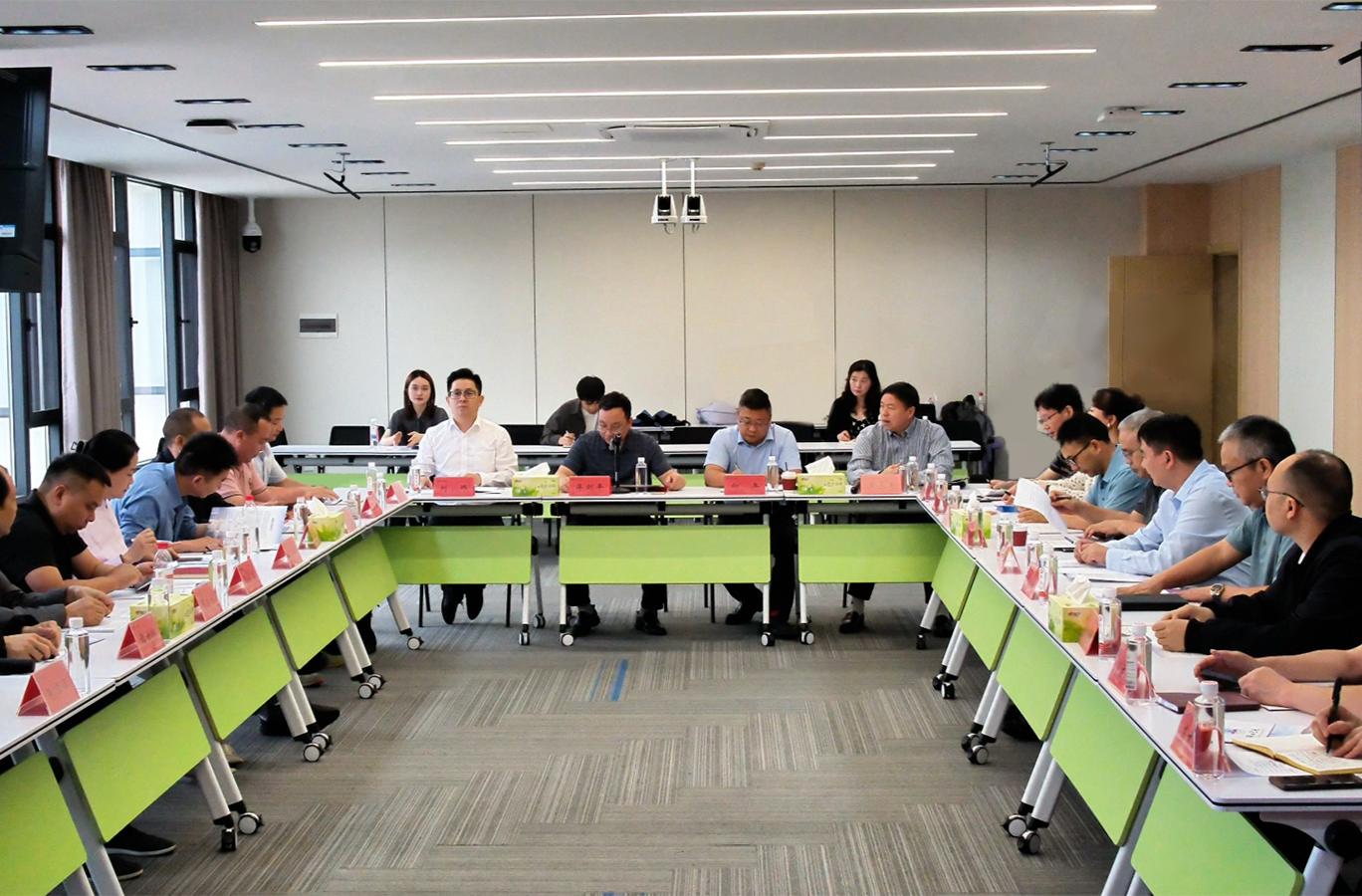 校企携手  共促发展——洞口县企业家日活动在邵阳学院举行