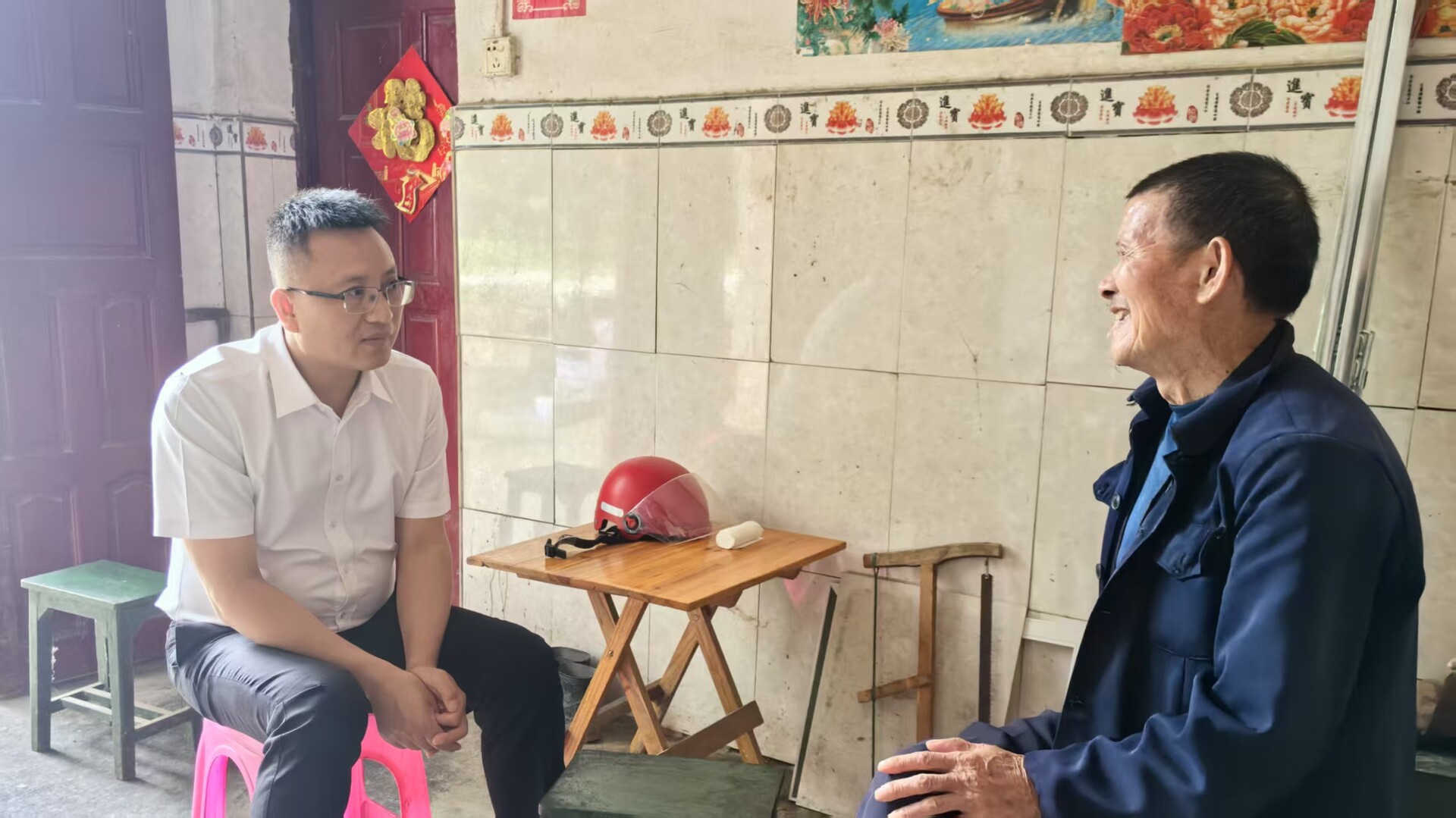 许治国走访慰问困难党员