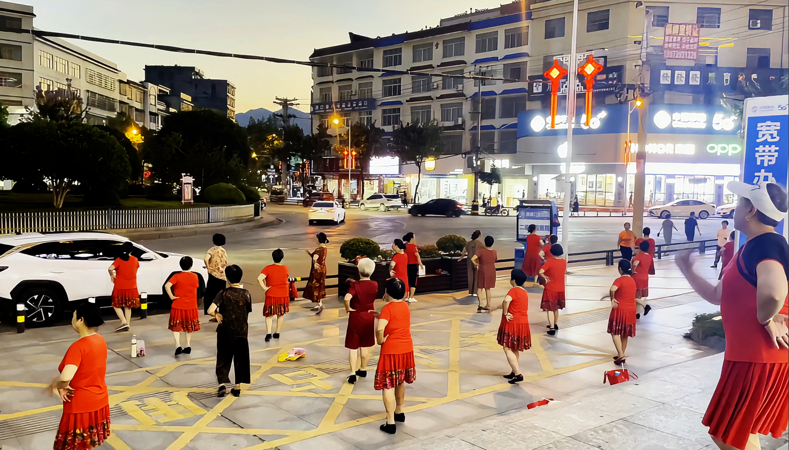 “全民健身日”点燃城市运动热情