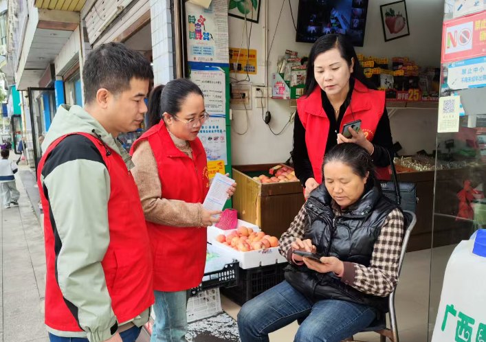 洞口县2025 年 “温暖社保・社保服务进家” 活动全面启动 智慧服务与上门暖心双线发力