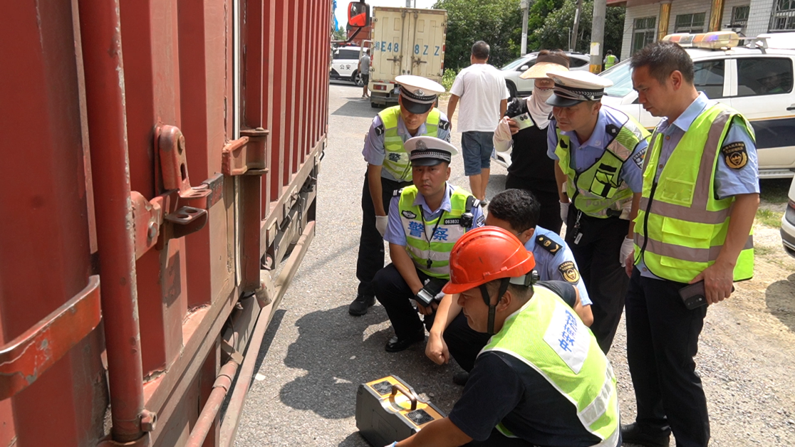 邵阳市生态环境局洞口分局：“提质增效年”交出亮眼生态答卷——空气质量全市第一，秸秆变身“绿色财富”