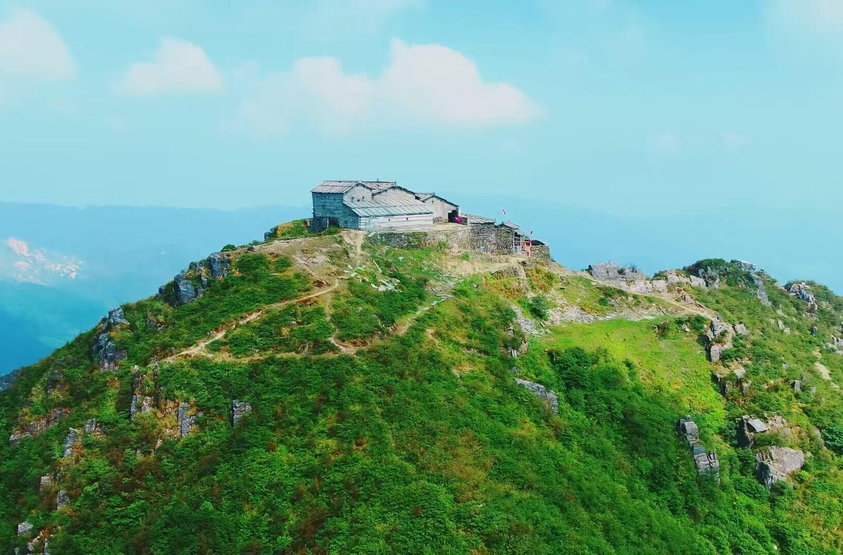 洞口县斩获“重点推荐旅居康养旅游目的地”品牌荣誉