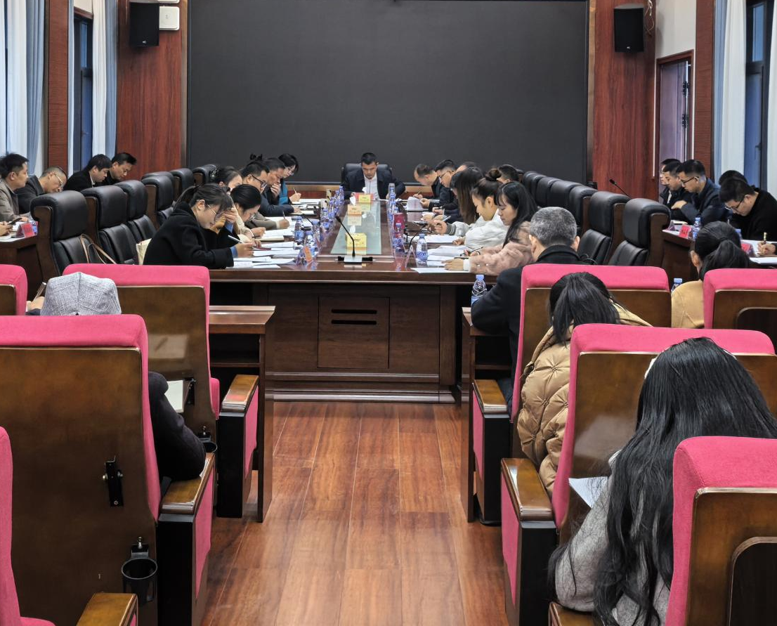 唐煜在县宣传思想文化系统宣讲党的二十届四中全会精神