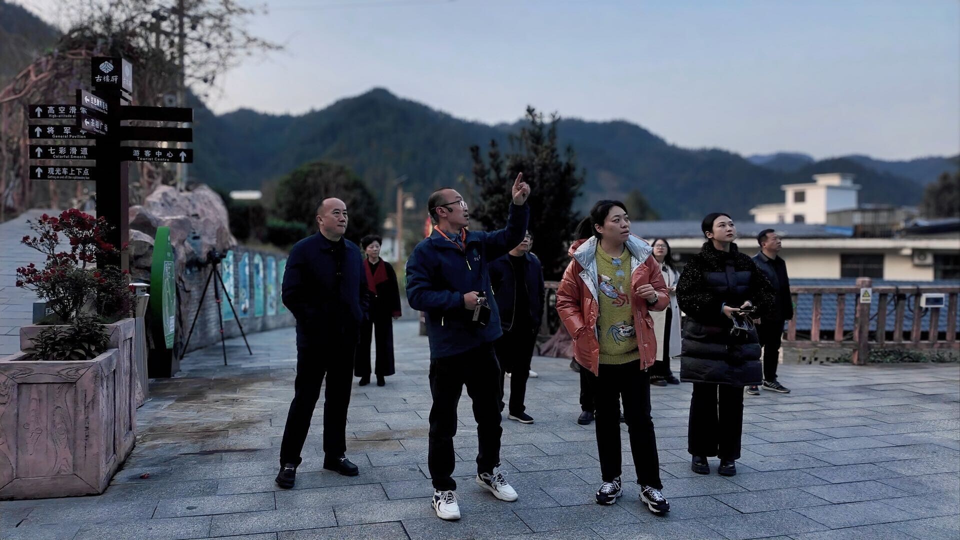 《中国人大》杂志社到洞口县采访生态环保监督实践