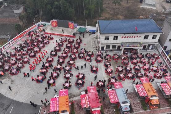 高沙镇茶铺村：孝心饺子宴 温暖留守心