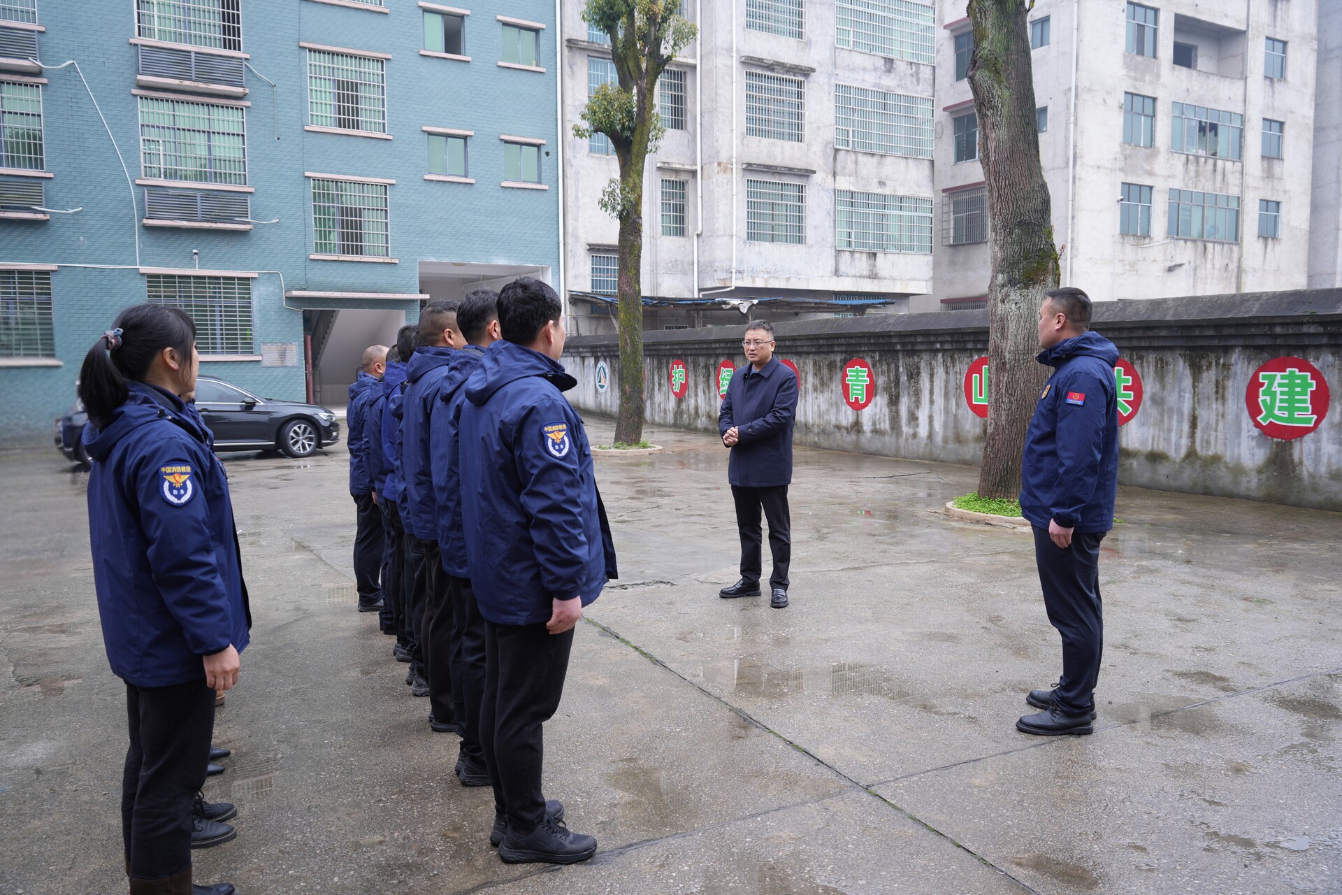 许治国看望慰问一线值班人员并督导春节期间安全生产工作
