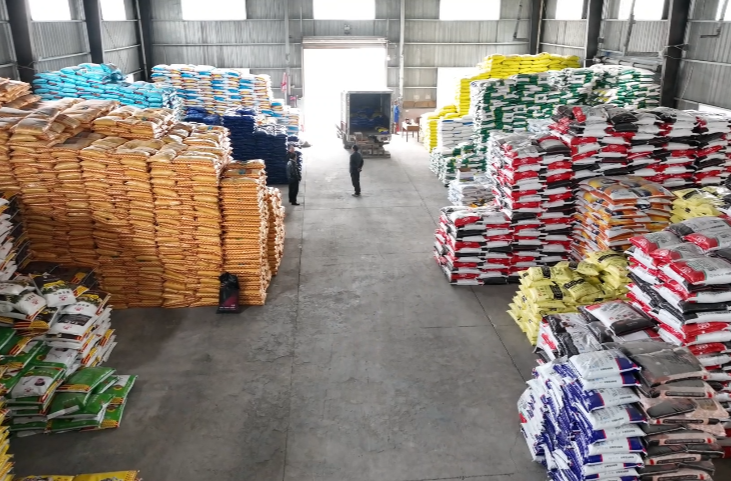 洞口：农资储备足 春耕备耕忙