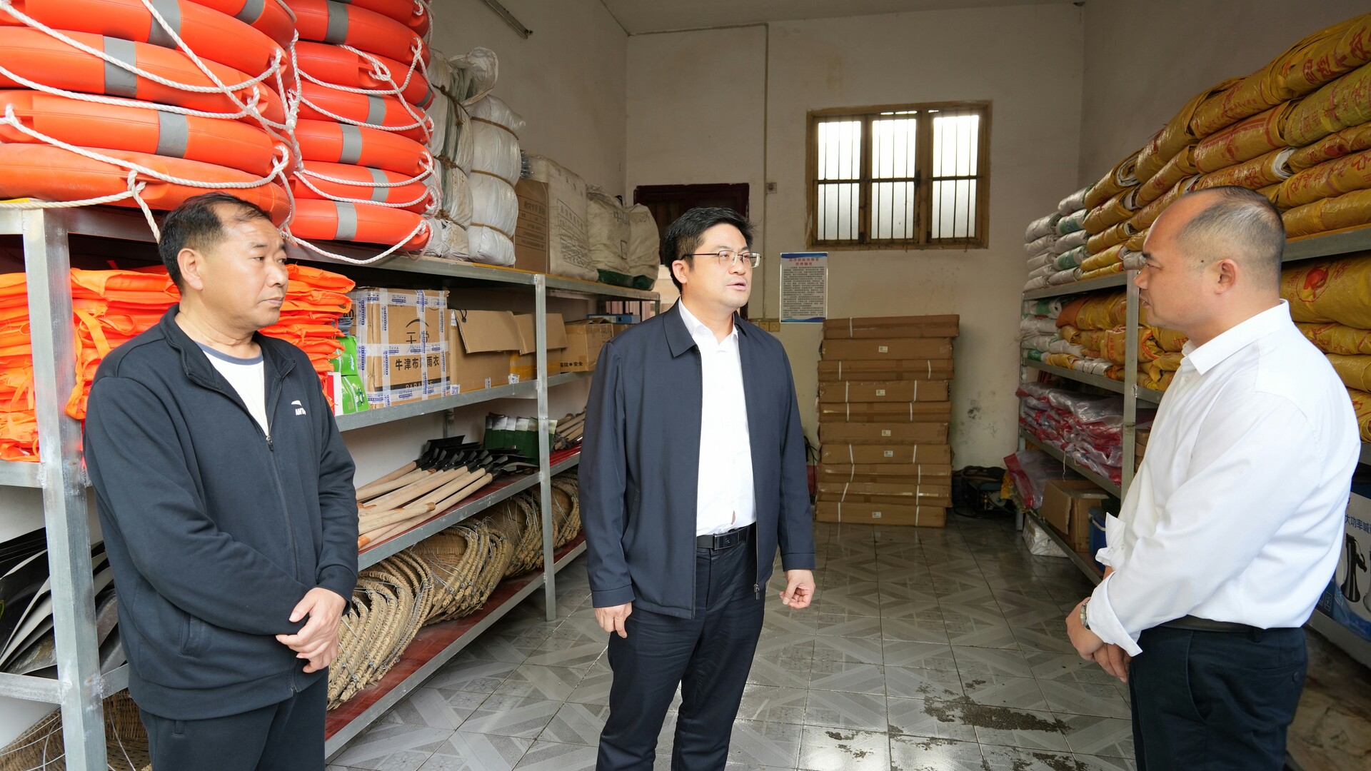 余勋伟到洞口县调研水旱灾害防御工作(图2)