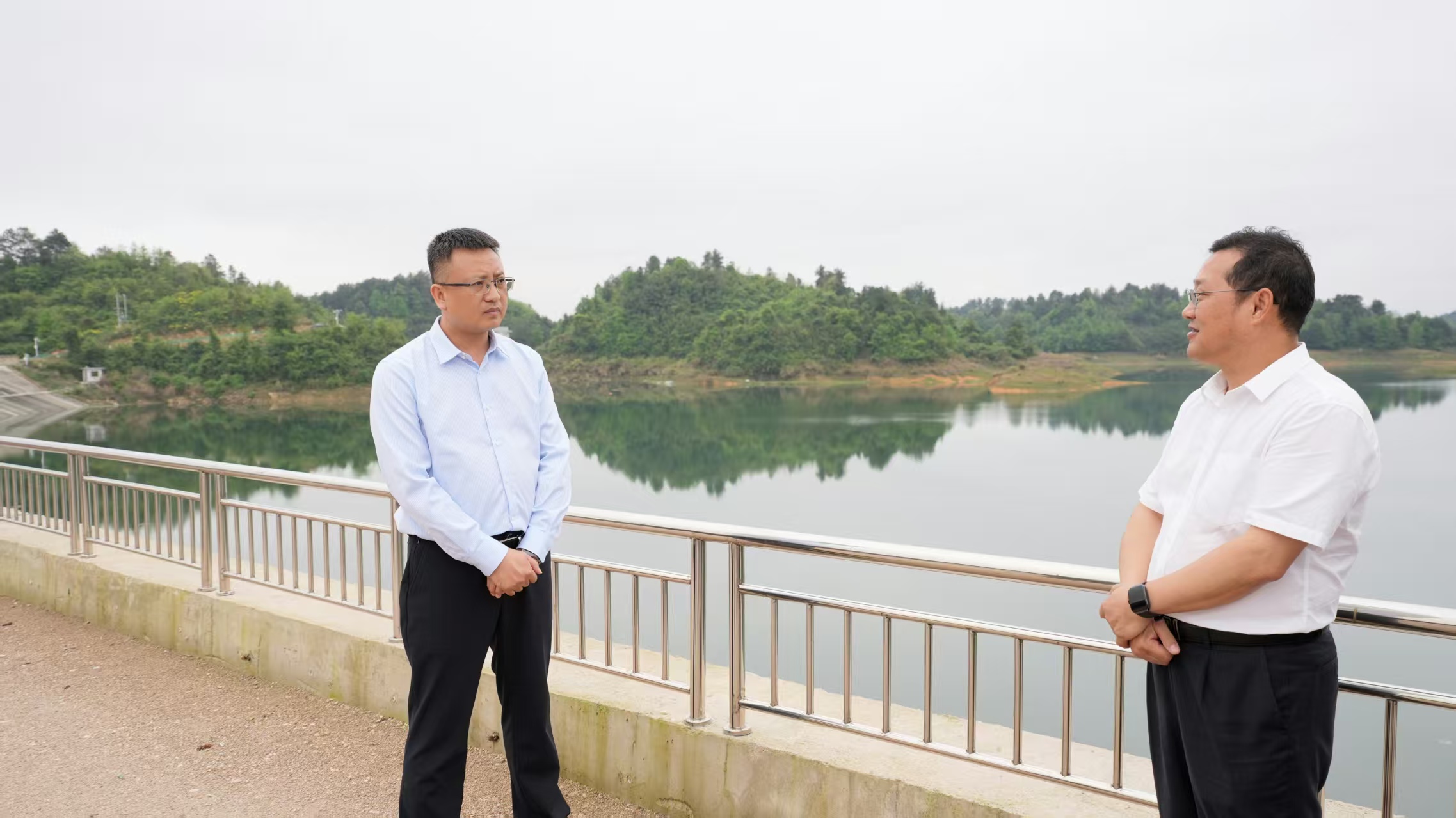 许治国督导检查防汛备汛、地质灾害点整治、耕地恢复等工作