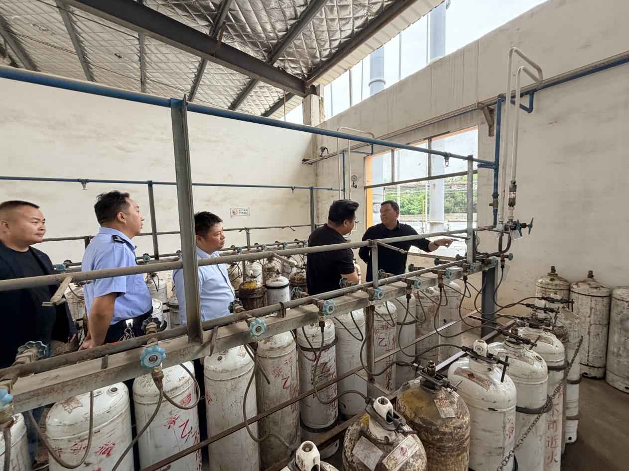 守牢安全生命线 护航发展保平安——石江镇五月全面启动安全生产专项整治行动