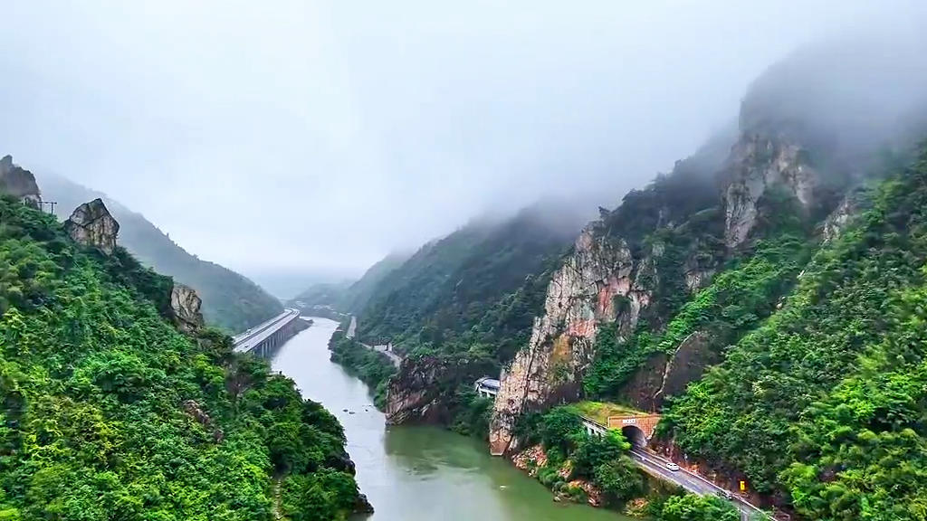 洞口塘风景区：云雾漫山涧 尽显水墨山水神韵