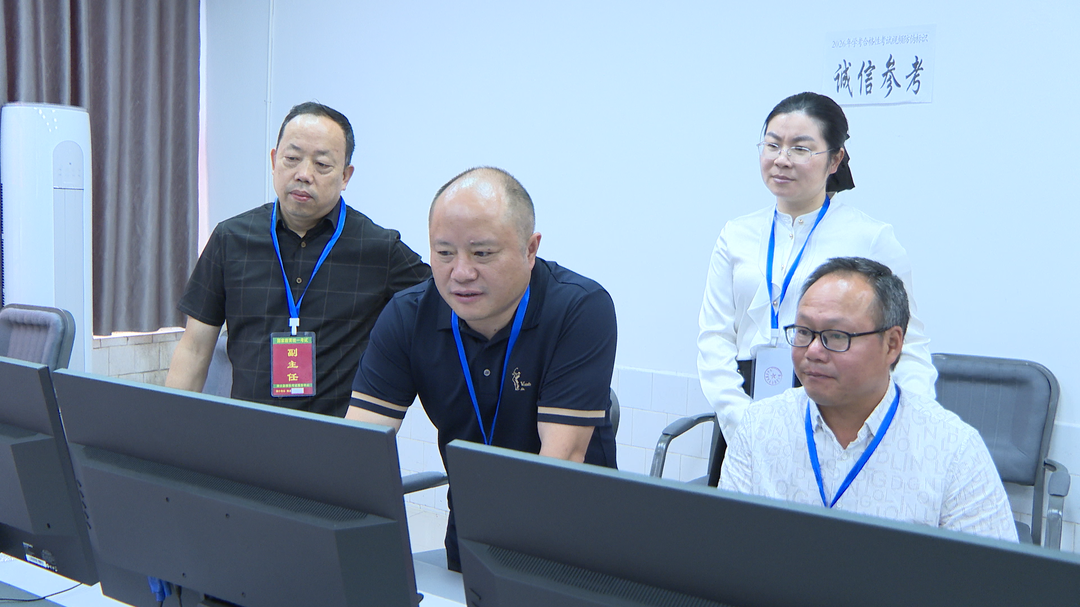 肖黎明督导学考考务及校园基建建设工作