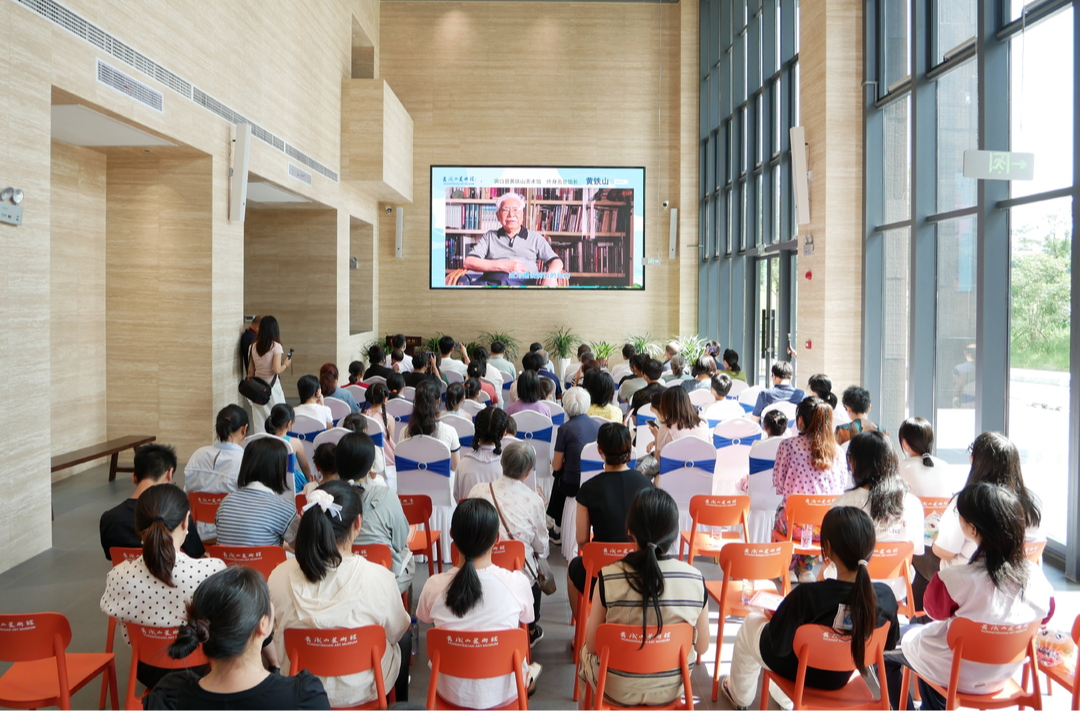 文脉润洞口 艺术耀校园！2026年洞口县中小学校美术作品展开幕