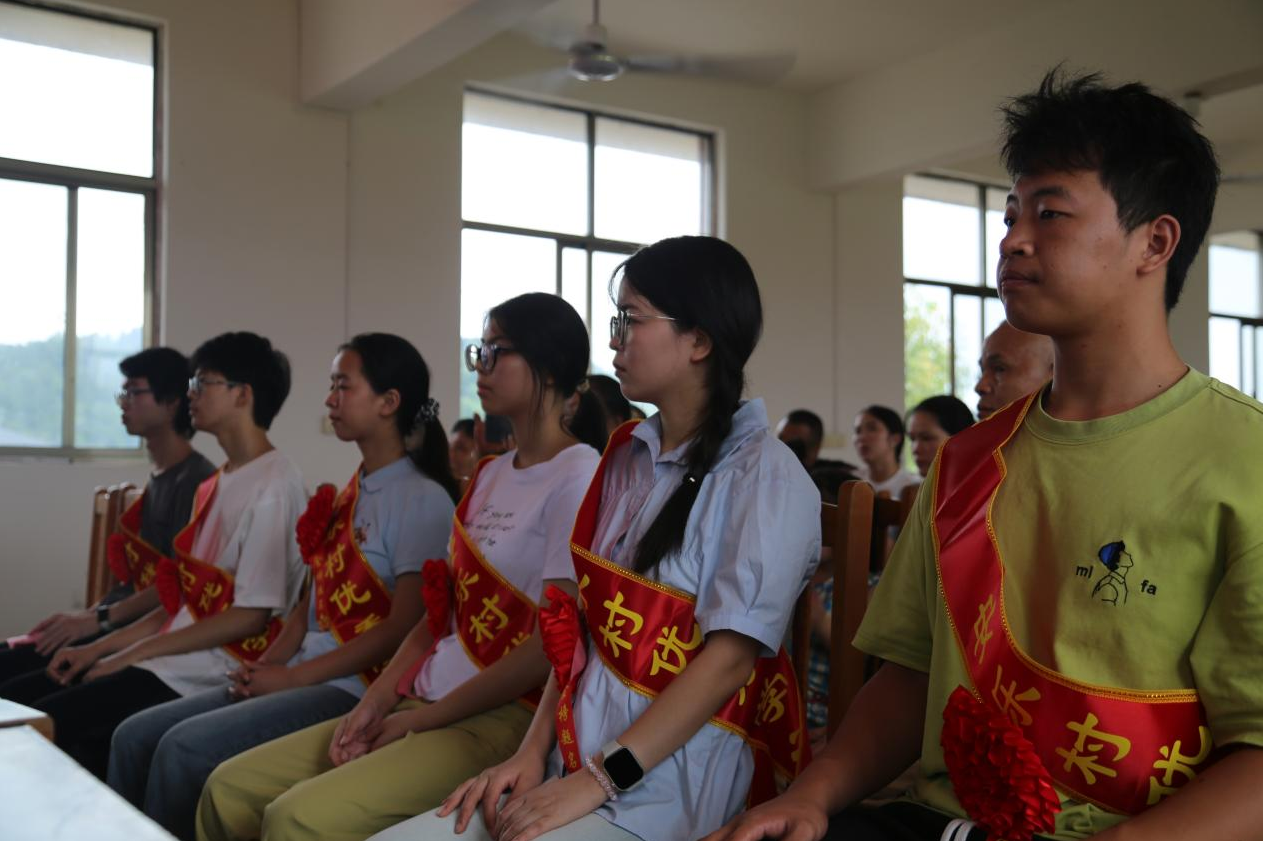 黄桥镇安乐村：连续八年助学兴教 铸就崇文尚学新乡风