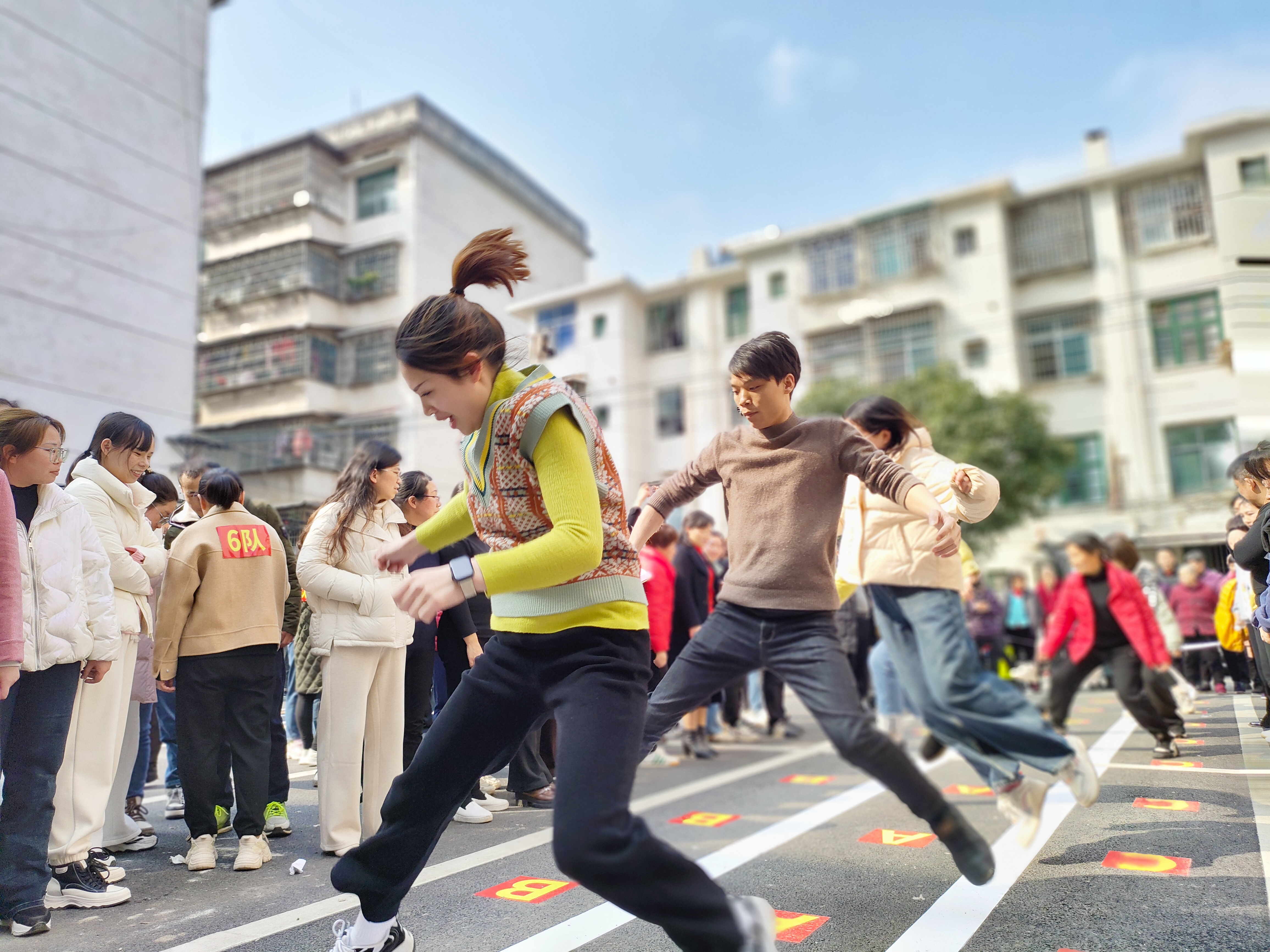 县人民医院：“三八”妇女节   一起赛欢乐