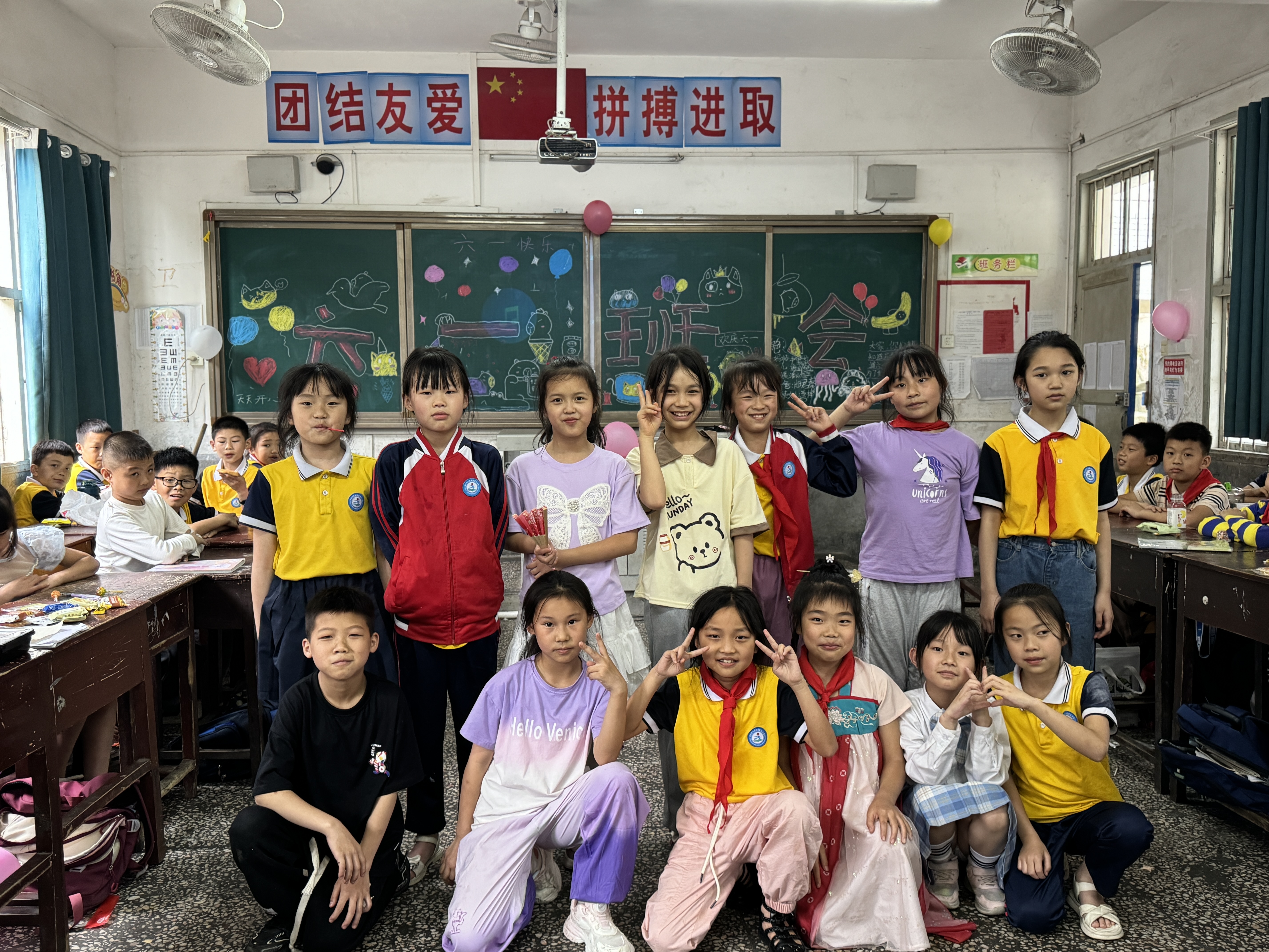 文昌街道第三小学欢庆“六一”儿童节